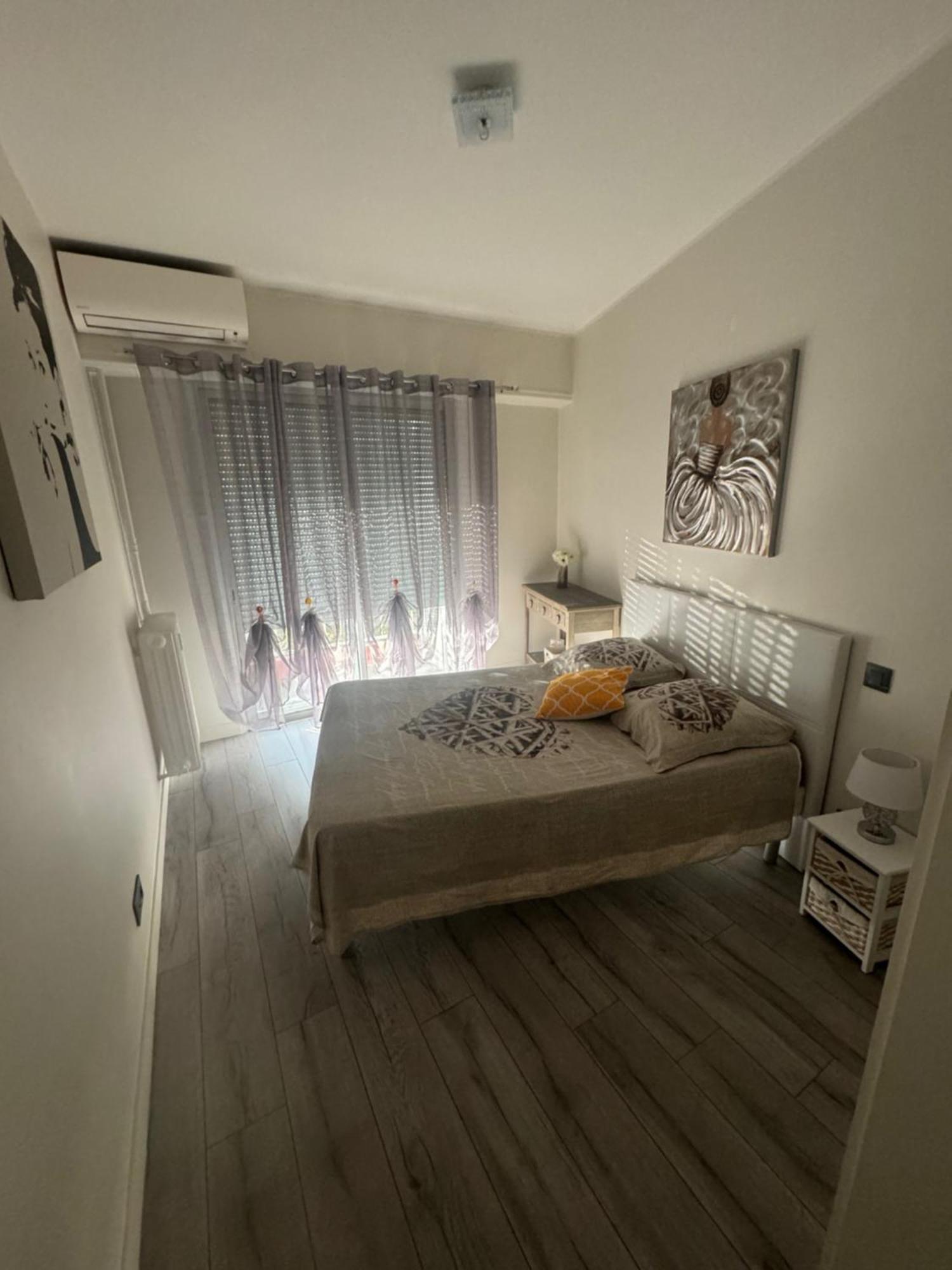 Gorgeous 2 Bedrooms *