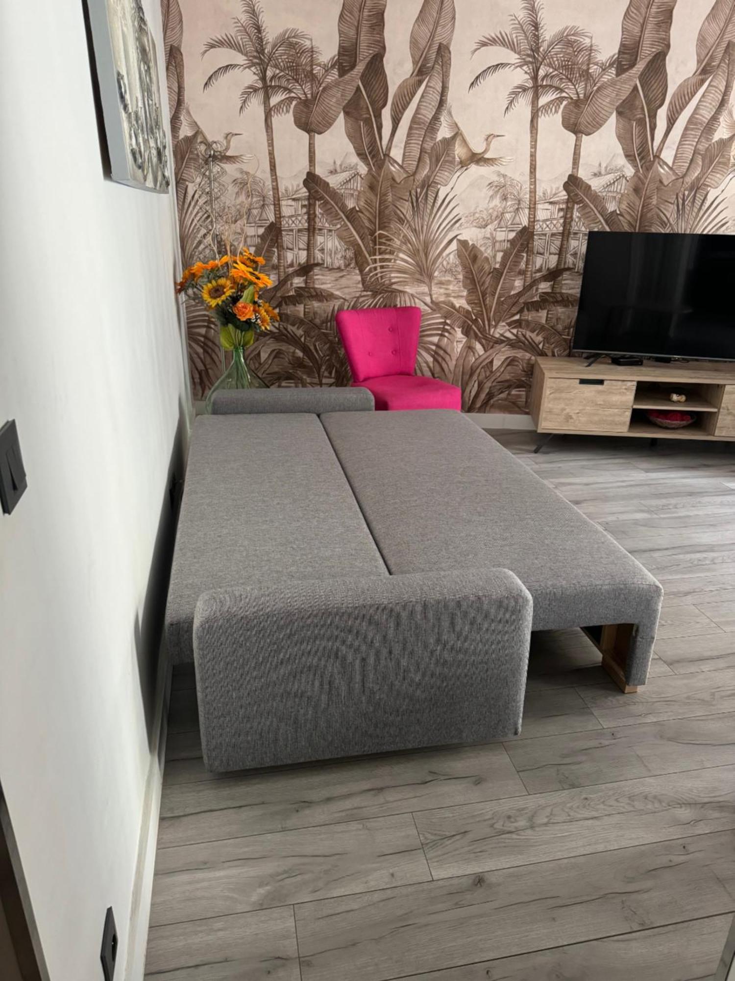 Gorgeous 2 Bedrooms